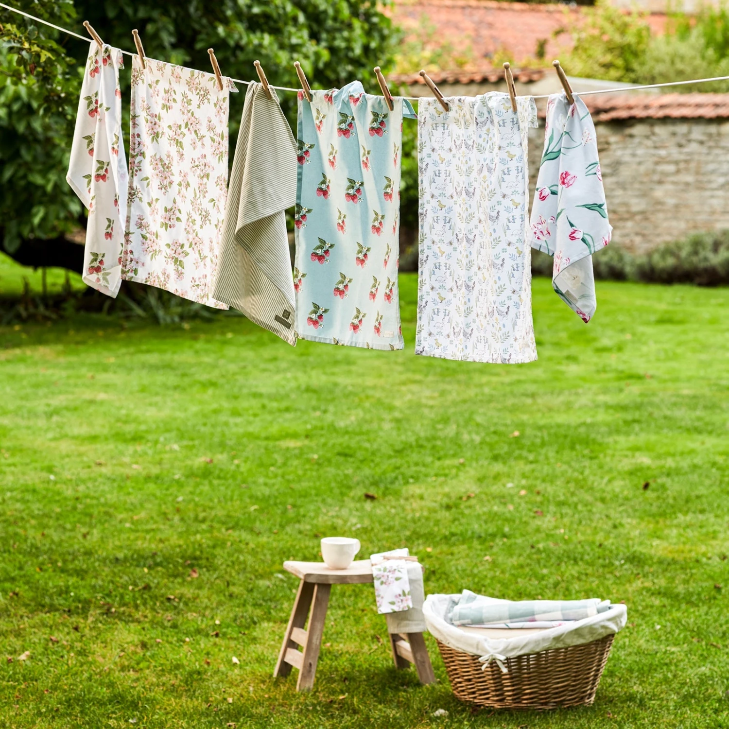 Blossom Tea Towel (Set Of 2) - Image 3