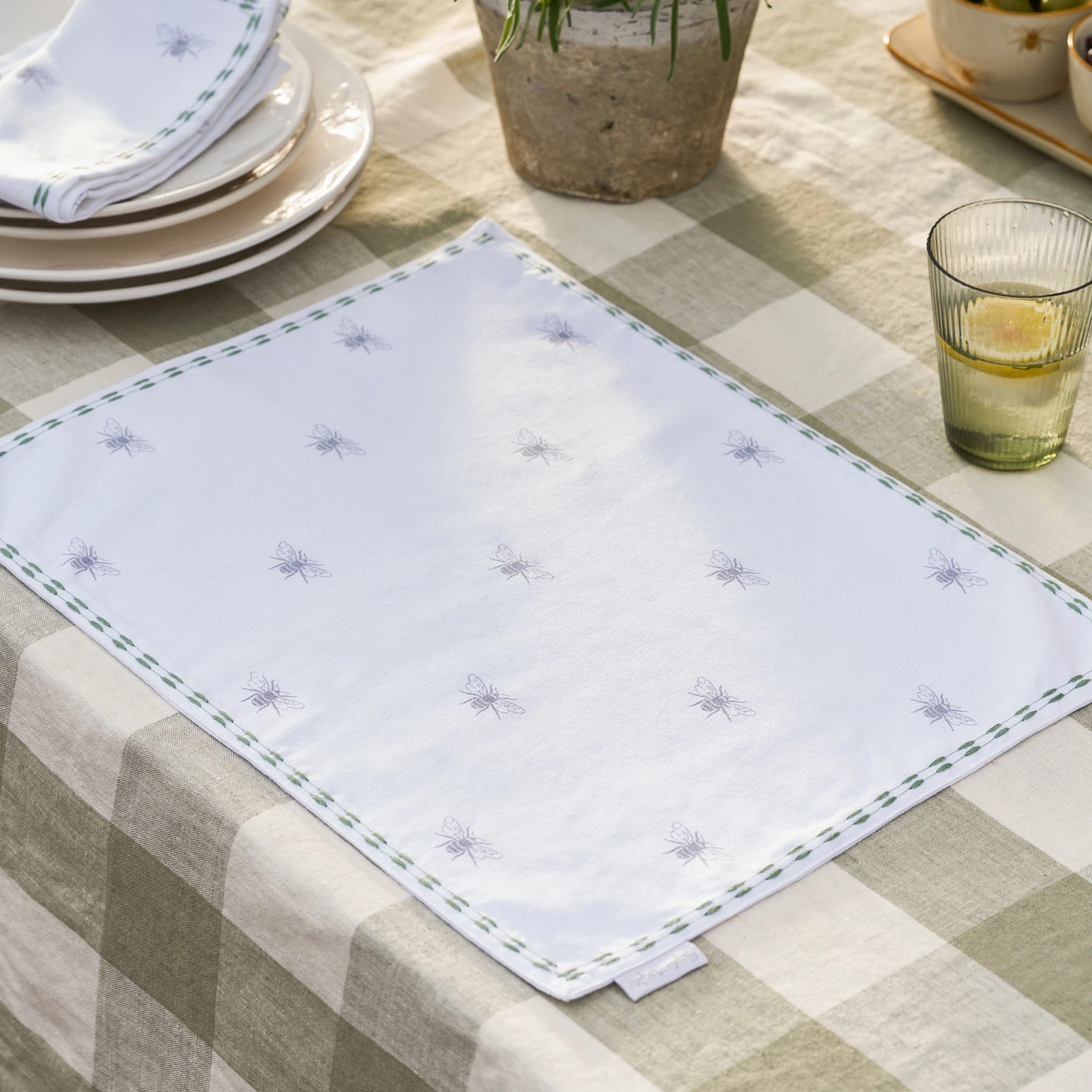 Bees Embroidered Fabric Placemats (Set Of 2)