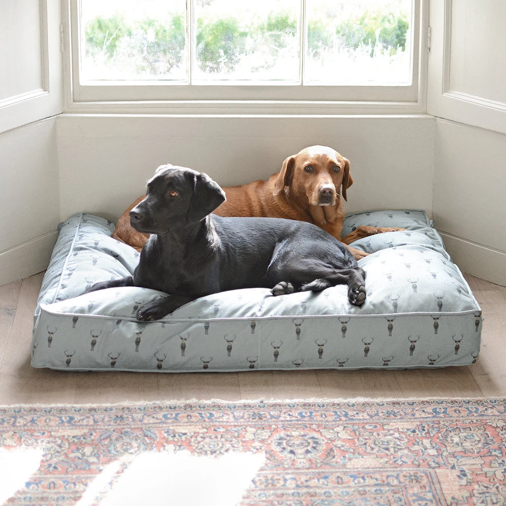 Highland Stag Pet Mattress