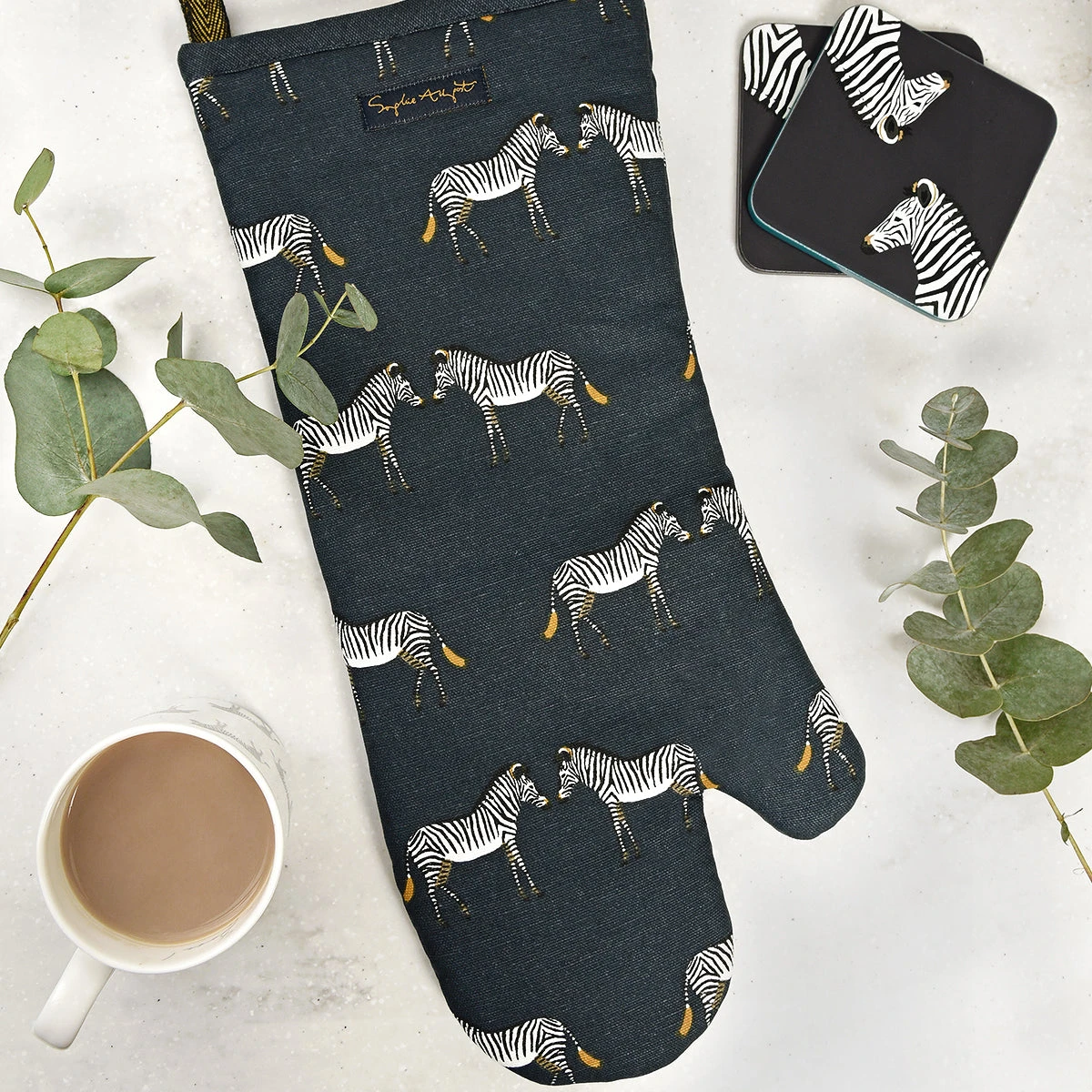 Zebra Gauntlet - Image 2