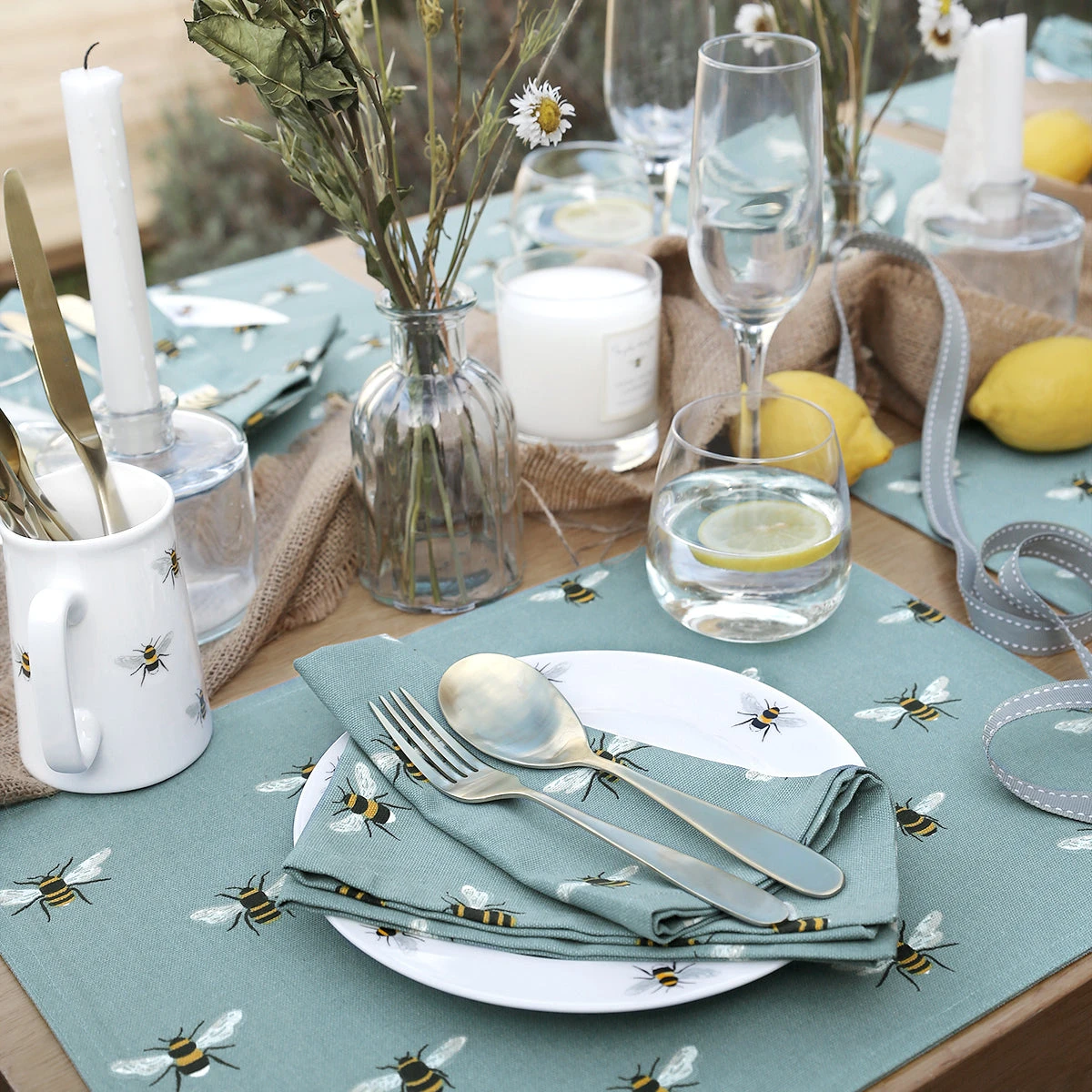 Bees Teal Napkins (Set Of 4) - Image 2