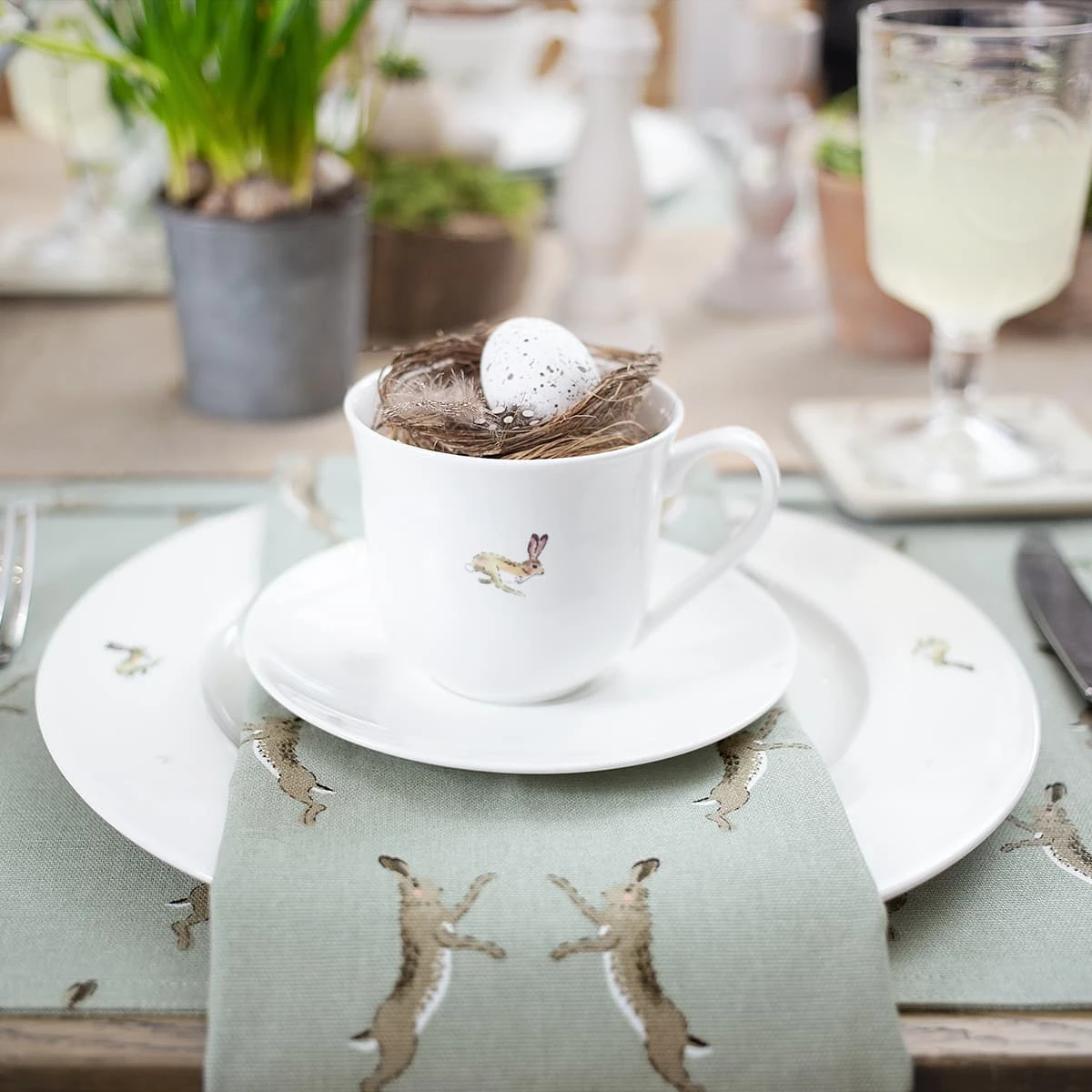 Hare Teacup & Saucer - Image 5
