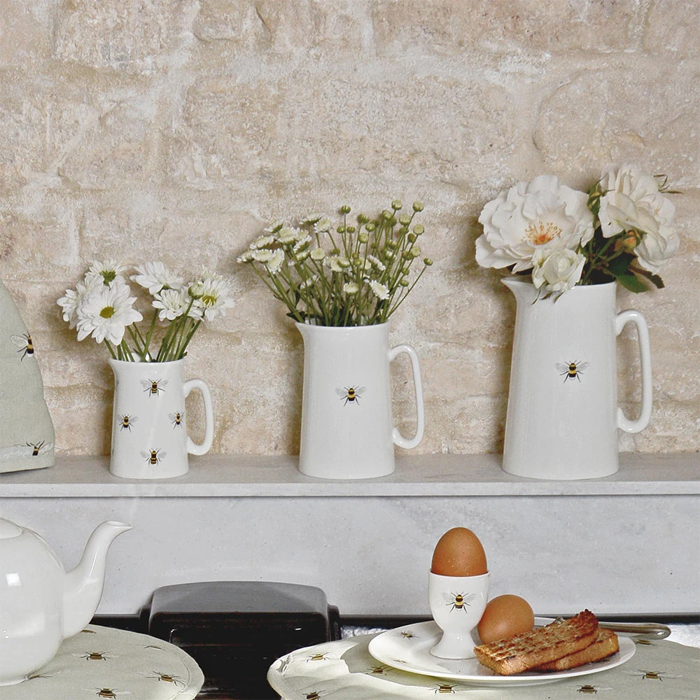 Bees Solo Jug - Image 2