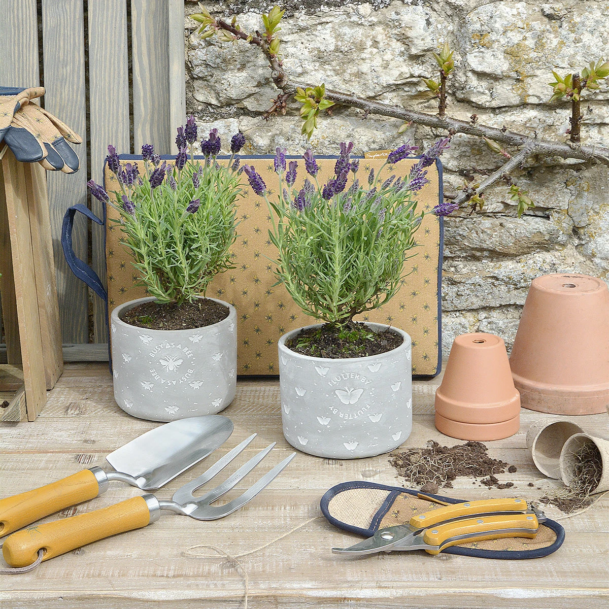 Bees Secateurs Set - Image 3