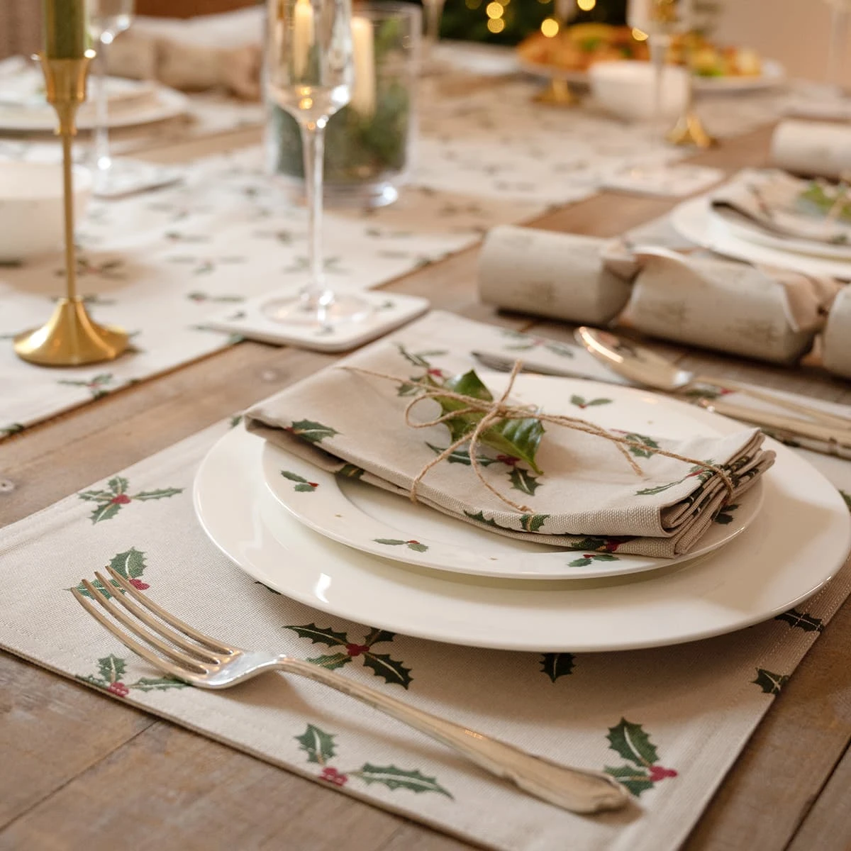 Holly & Berry Napkins (Set Of 4) - Image 2