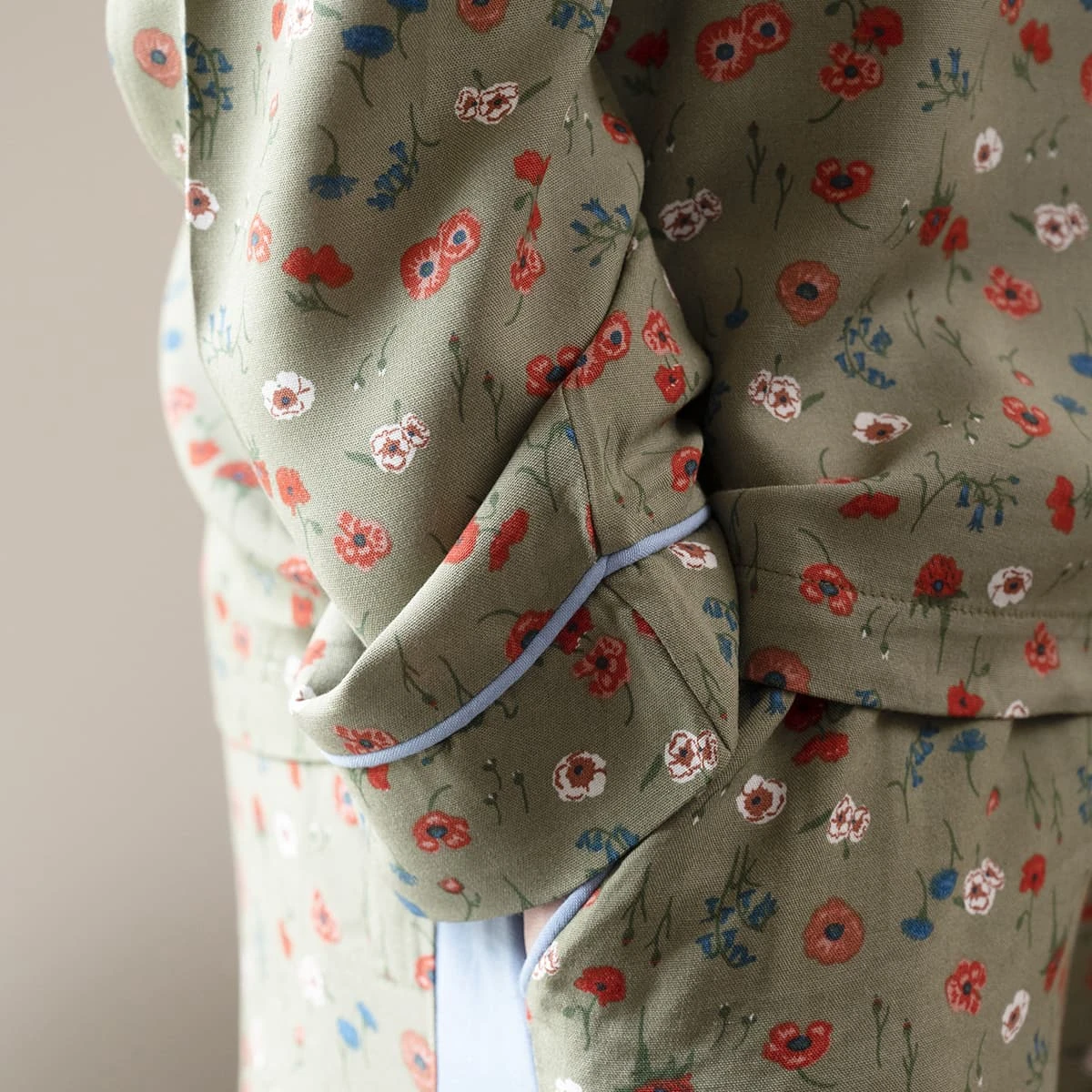 Poppy Meadow Ladies Pyjama Set - Image 3