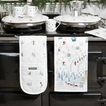 Skiing On The Piste Tea Towel - Image 2