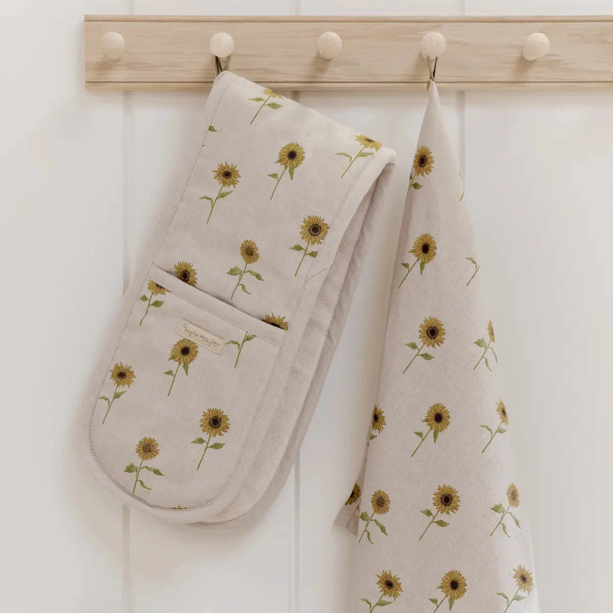 Sunflower Linen Tea Towel - Image 3