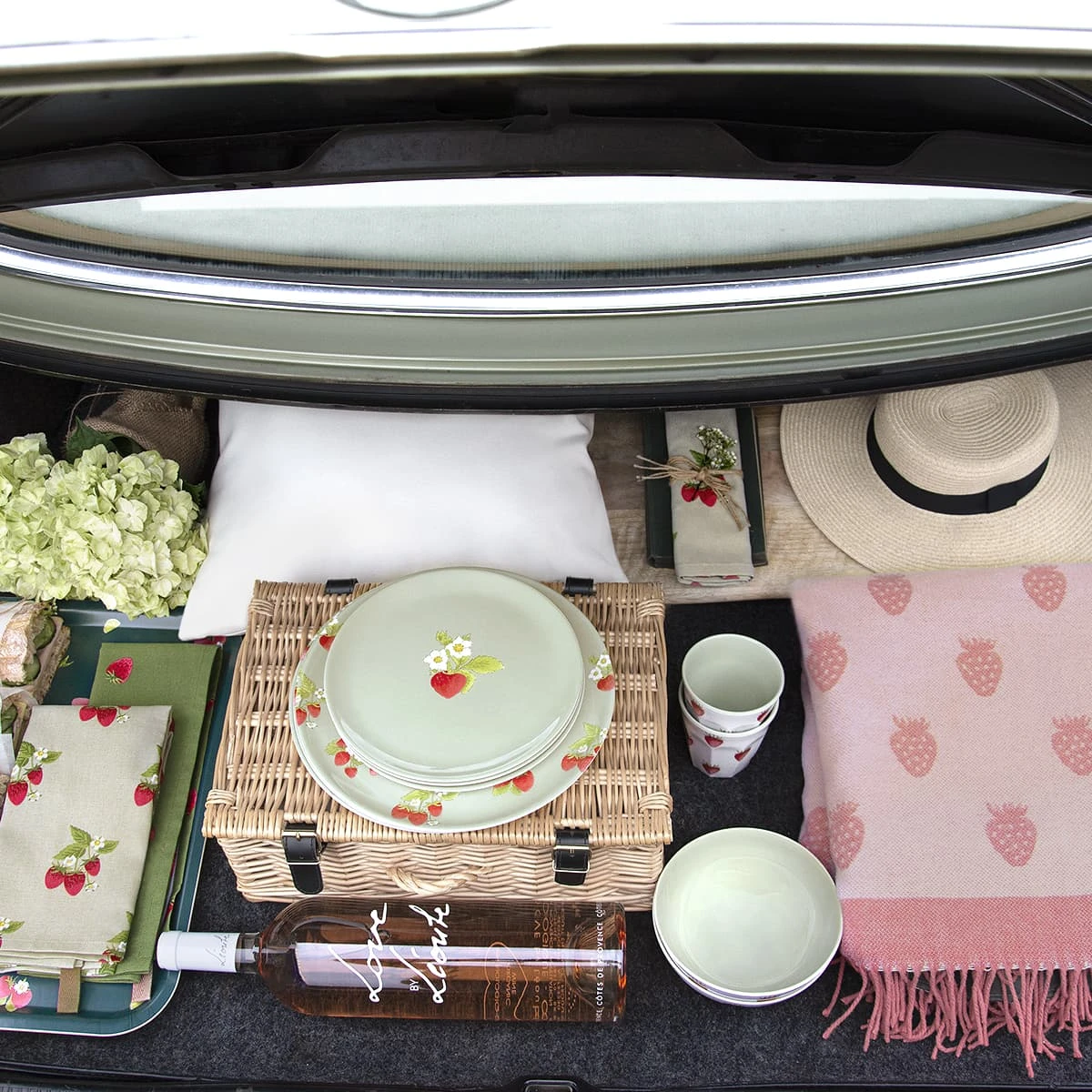 Strawberries Melamine Bowl - Image 5